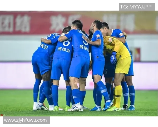 恒大与建业全场精彩对决回顾分析及赛后精彩瞬间总结